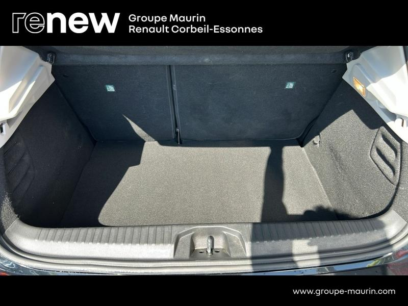 RENAULT Clio d’occasion à vendre à CORBEIL-ESSONNES chez GRAND GARAGE FERAY SAE (Photo 8)