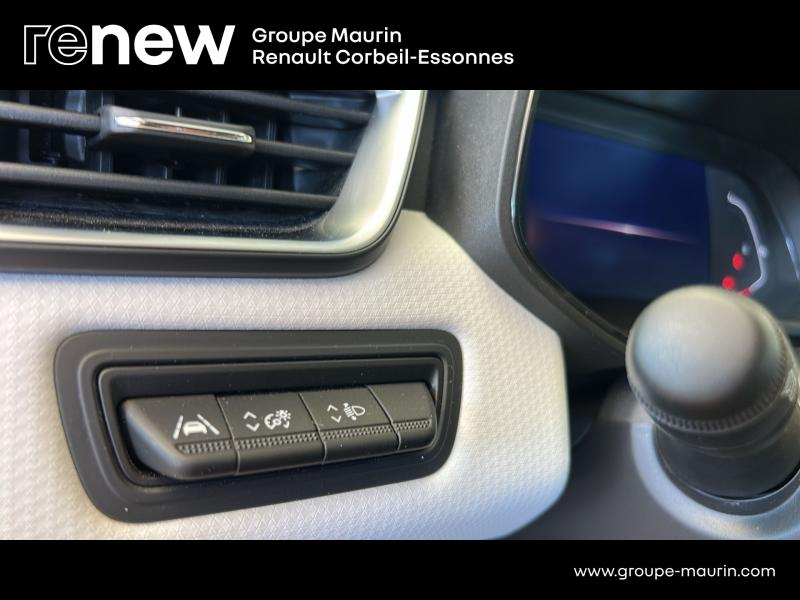 RENAULT Clio d’occasion à vendre à CORBEIL-ESSONNES chez GRAND GARAGE FERAY SAE (Photo 14)