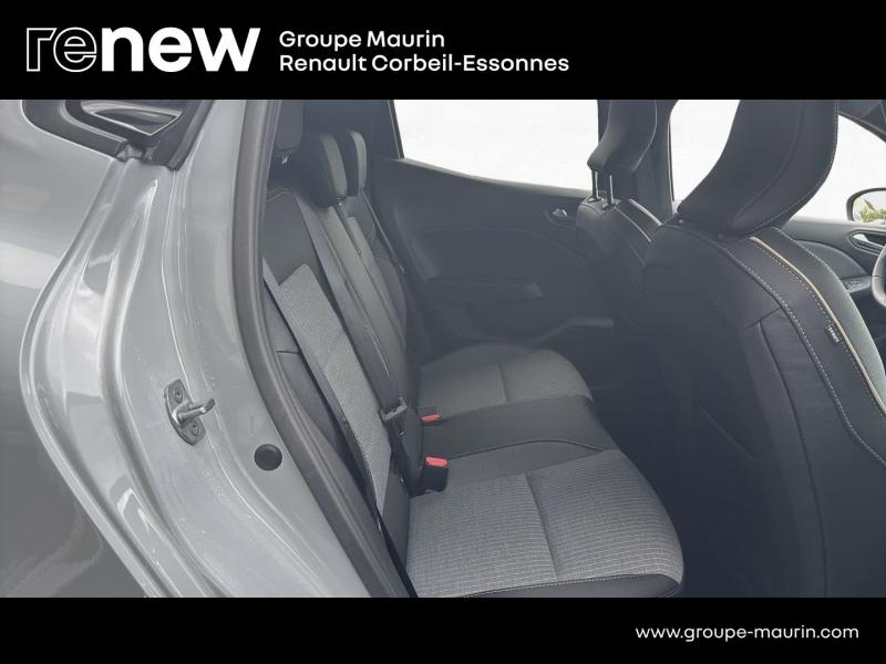 RENAULT Clio d’occasion à vendre à CORBEIL-ESSONNES chez GRAND GARAGE FERAY SAE (Photo 16)