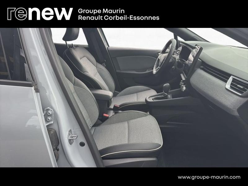 RENAULT Clio d’occasion à vendre à CORBEIL-ESSONNES chez GRAND GARAGE FERAY SAE (Photo 17)