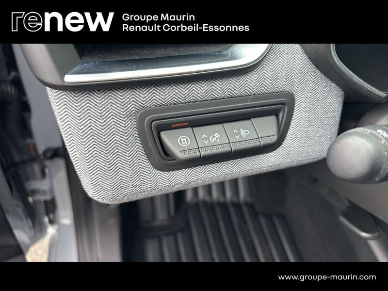 RENAULT Clio d’occasion à vendre à CORBEIL-ESSONNES chez GRAND GARAGE FERAY SAE (Photo 20)