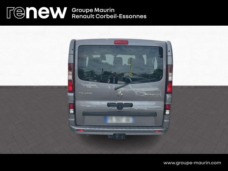 RENAULT Trafic Combi d’occasion à vendre à CORBEIL-ESSONNES chez GRAND GARAGE FERAY SAE (Photo 6)