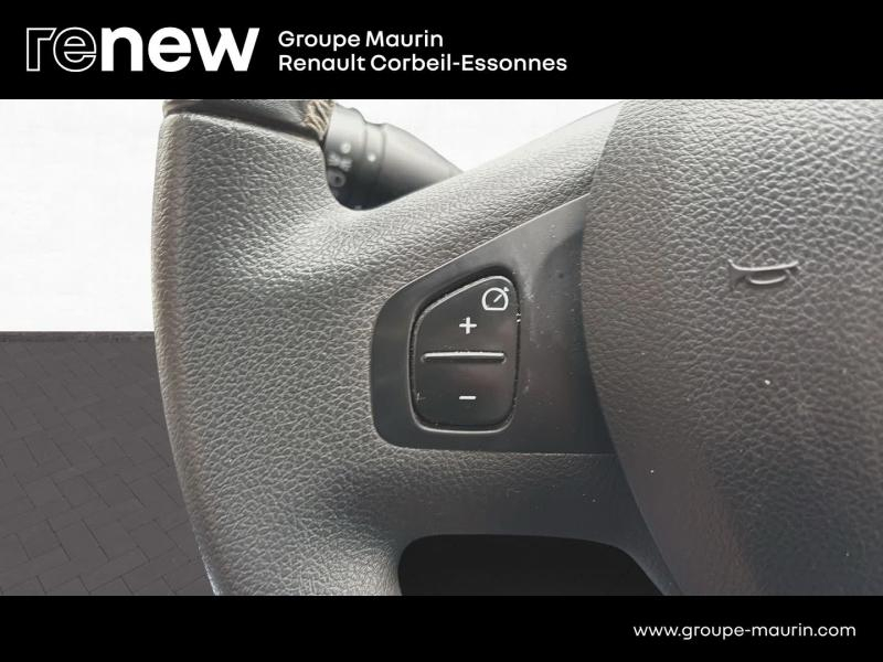 RENAULT Trafic Combi d’occasion à vendre à CORBEIL-ESSONNES chez GRAND GARAGE FERAY SAE (Photo 20)