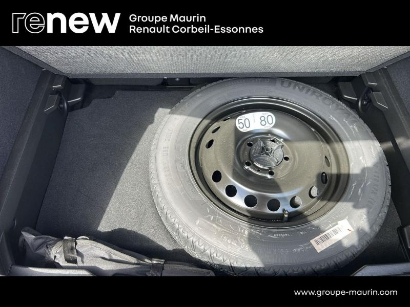 RENAULT Captur d’occasion à vendre à CORBEIL-ESSONNES chez GRAND GARAGE FERAY SAE (Photo 11)